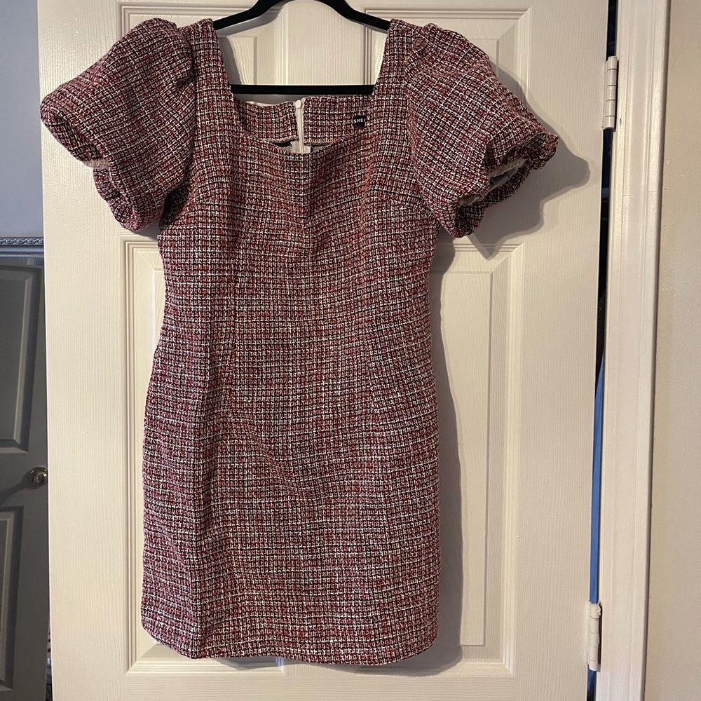 Maroon Bubble sleeve dress